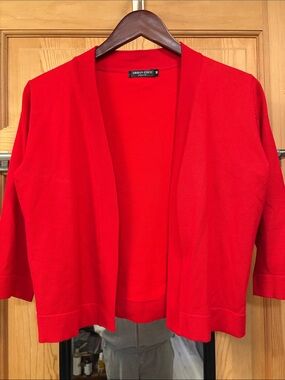 Red 3/4 Sleeve Cropped Cardigan Urban CoCo sweater